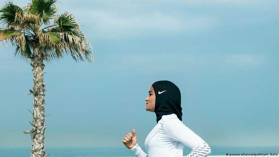 nike running hijab