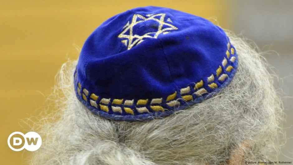 whats a jew cap called