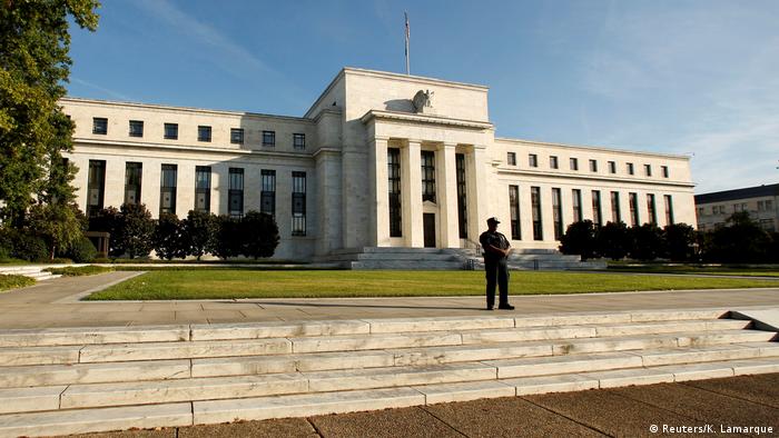 USA Notenbank Fed erhöht erneut leicht den Leitzins