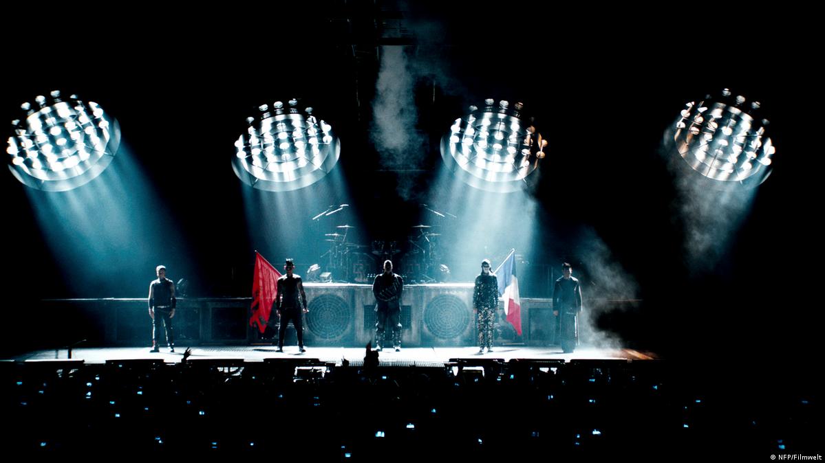 Rammstein sets movie theaters on fire DW 03/17/2017