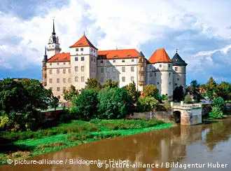 德国东部小城托尔高的古城堡