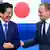 Japans Premierminister Shinzo Abe wird von Donald Tusk Präsident des Europäischen Rates begrüßt