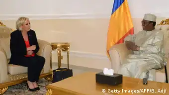 Afrika Tschad - Le Pen besucht Idriss Deby Itno