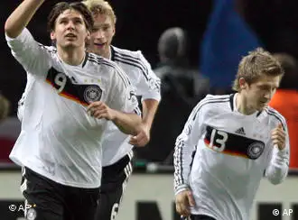德国队就赫尔默斯和马林表现不错
