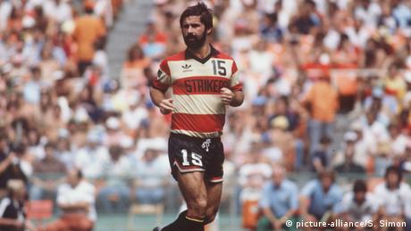 Gerd Müller with the Fort Lauderdale Strikers (picture-alliance/S. Simon)