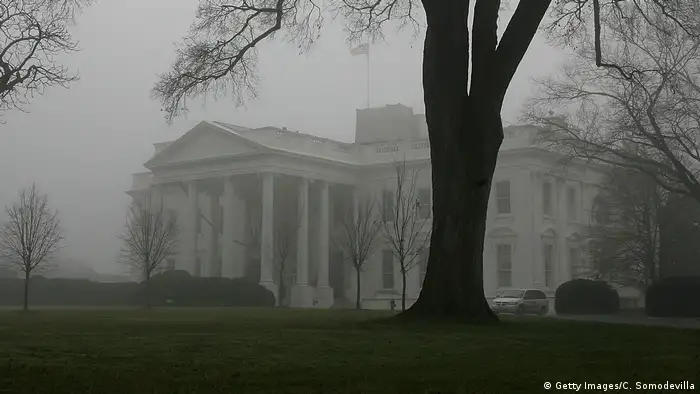 Washington Weißes Haus im Nebel