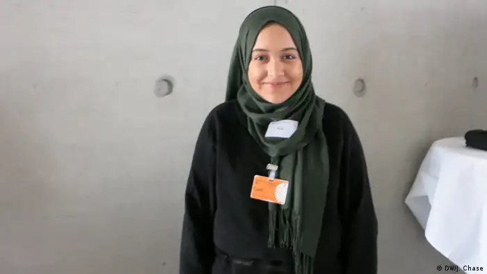 Junge Islam-Konferenz, Teilnehmer | Aya Mansouri (DW/J. Chase)