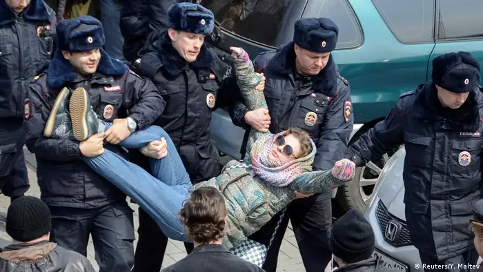 Russland Aufmarsch Oppositionskundgebung in Wladiwostok