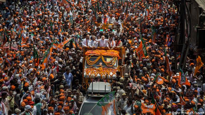 Narendra Modi Varanasi Indien (Getty Images/K.Frayer)
