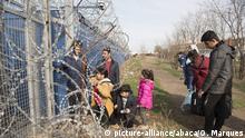 قوائم انتظار غامضة لعبور اللاجئين الحدود الصربية الهنغارية