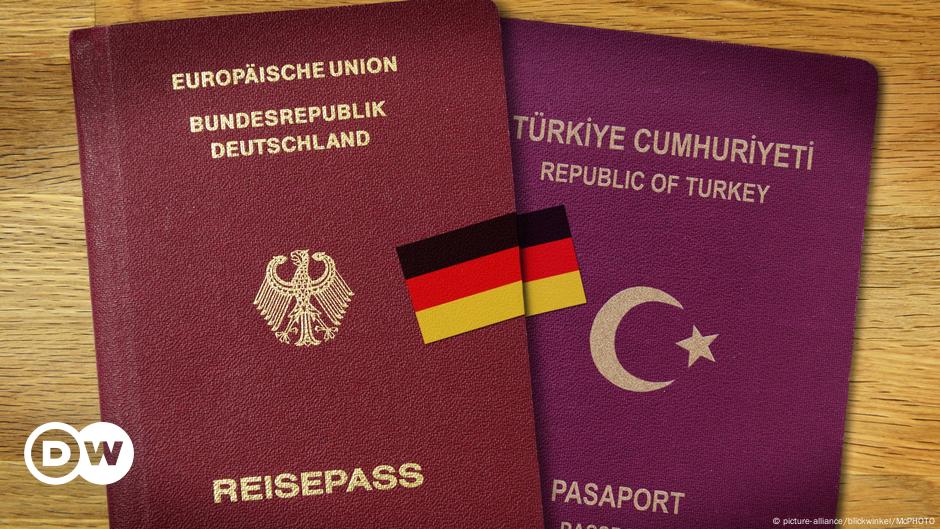 Dual Citizenship Granted To Most Naturalized Germans News Dw 10 08 2018