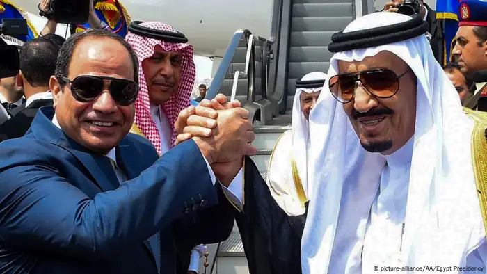 Ägypten Treffen König Salman Abdel al-Sisi (picture-alliance/AA/Egypt Presidency)