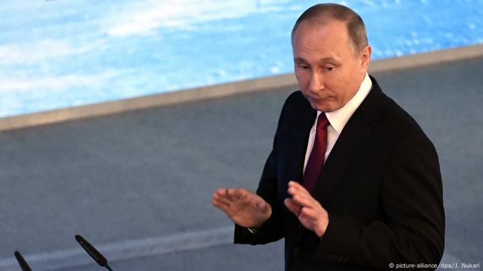 Putin beim International Arctic Forum in Arkhangelsk (picture-alliance/dpa/J. Nukari)