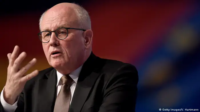 Volker Kauder, Vorsitzender der CDU/CSU-Bundestagsfraktion (Getty Images/V. Hartmann)