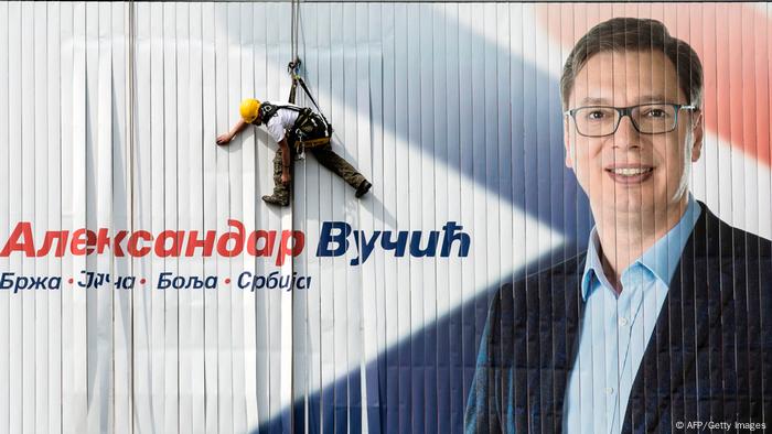 Serbien Präsidentschaftswahlen SNS Poster Aleksandar Vucic (AFP/Getty Images)