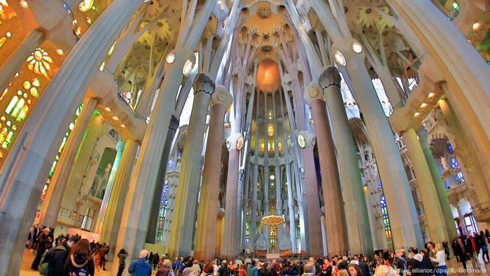 Dekbed Verdikken beheerder Barcelona′s La Sagrada Familia gets building permit after 137 years | News  | DW | 08.06.2019