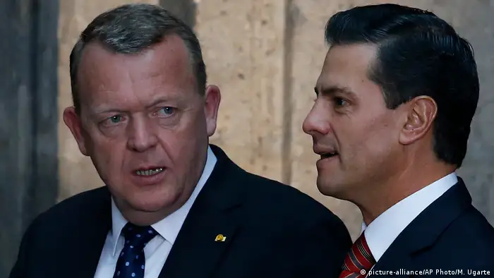Mexiko Enrique Pena Nieto empfängt Lars Lokke Rasmussen in Mexiko-Stadt (picture-alliance/AP Photo/M. Ugarte)