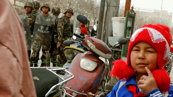 China Xinjiang Uiguren (Reuters/T. Peter)