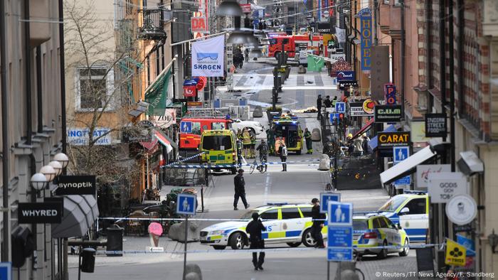 Schweden Stockholm LKW fährt in Menschenmenge (Reuters/TT News Agency/F. Sandberg)