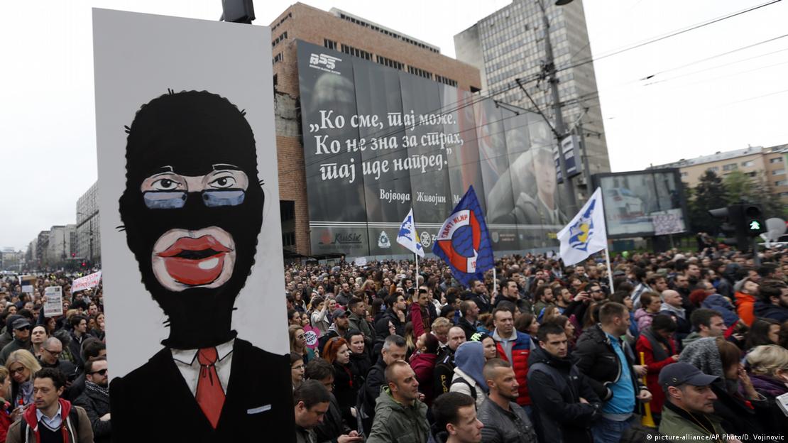 Serbien Proteste gegen Wahlen in Belgrad