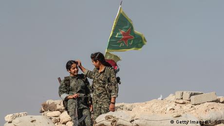 Female Syrian YPG fighters