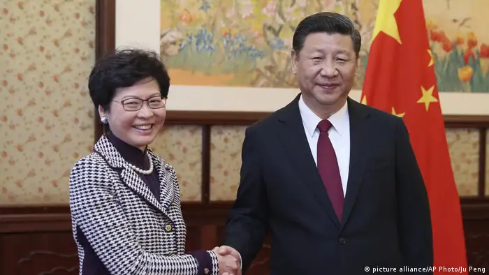 China Carrie Lam und Xi Jinping