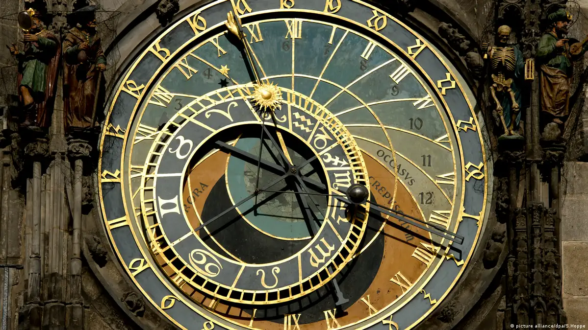 Prague's astronomical clock stops – DW – 01/08/2018