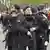 Polizisten vor dem Stadion von Borussia Dortmund