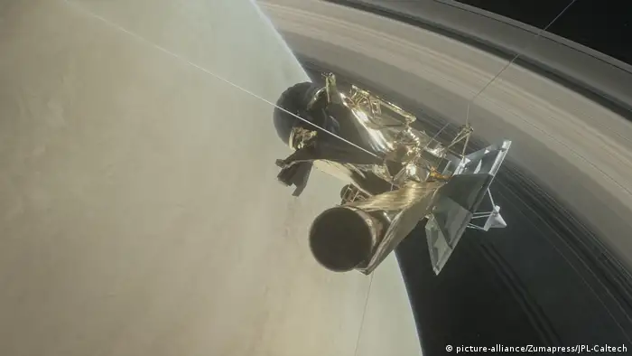 Raumsonde Cassini (picture-alliance/Zumapress/JPL-Caltech)