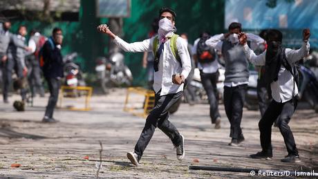 Kashmir | Ausschreitungen in Srinagar (Reuters/D. Ismail)