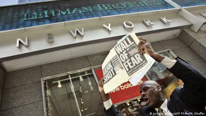 New York City Lehman Brothers Zentrale (picture-alliance/AP Photo/M. Altaffer)