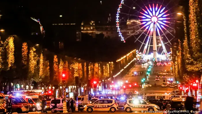 Frankreich | Schießerei auf der Champs Elysee Avenue (picturealliance/ dpa/MAXYPPP/O. Corsan
)