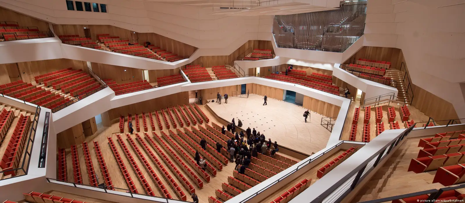 Dresden opens a new concert hall