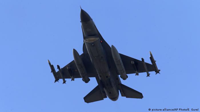 Турецький військовий літак