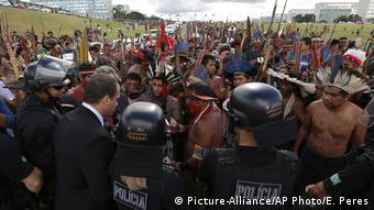 Protest of indigenous groups in Brasilia