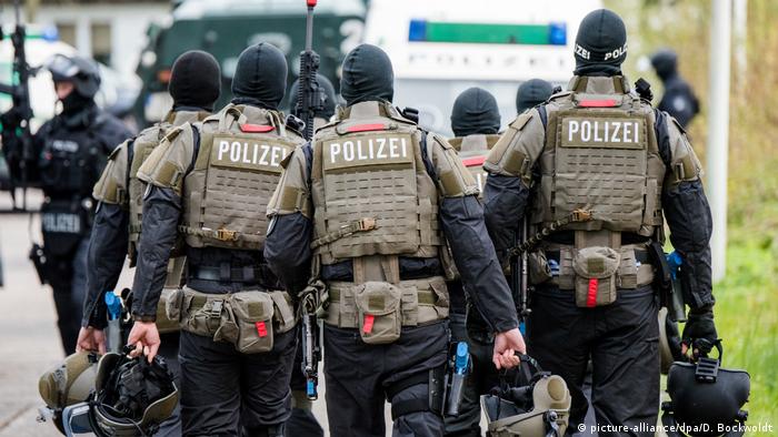 Deutschland Anti-Terror-Übung der Polizei in Hamburg