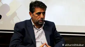 محمدصادق جوادی‌حصار، تحلیلگر مسائل سیاسی، ساکن ایران