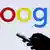 Логотип Google и человек со смартфоном