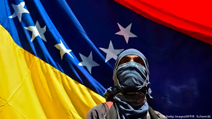 Venezuela Caracas Protest Gedenken getöteter Student (Getty Images/AFP/R. Schemidt)