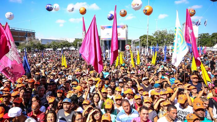 10 Negara Di Mana Paling Banyak Bahasa Hidup Semua Konten Media Dw 09 05 2017