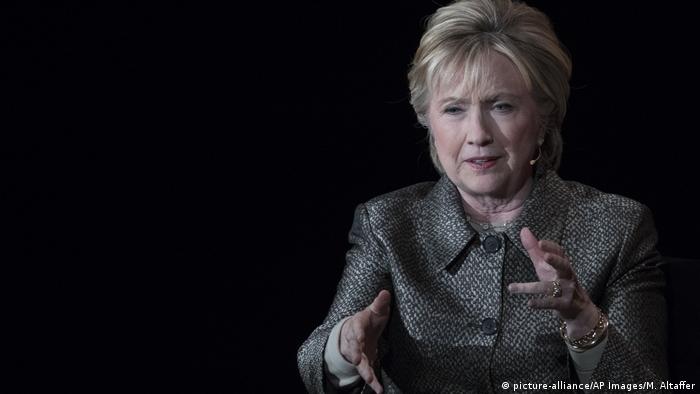 Hillary Clinton Porn Donald - Clinton culpÃ³ al jefe del FBI y a hackers rusos de su derrota | El Mundo |  DW | 03.05.2017