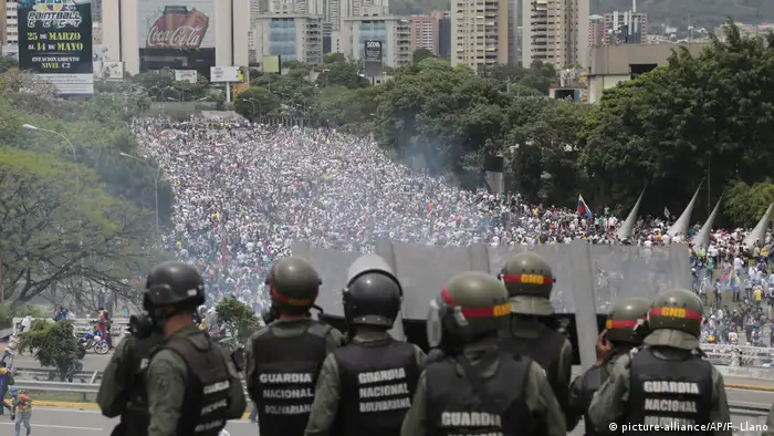 Venezuela Caracas Nationalgarde Opposition Demonstration