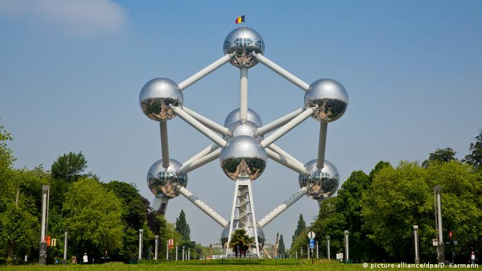 Belgien Atomium in Brüssel (picture-alliance/dpa/D. Karmann)