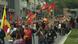 Demonstranten mit mazedonischen Fahnen in Skopje Demonstranten mit mazedonischen Fahnen in Skopje