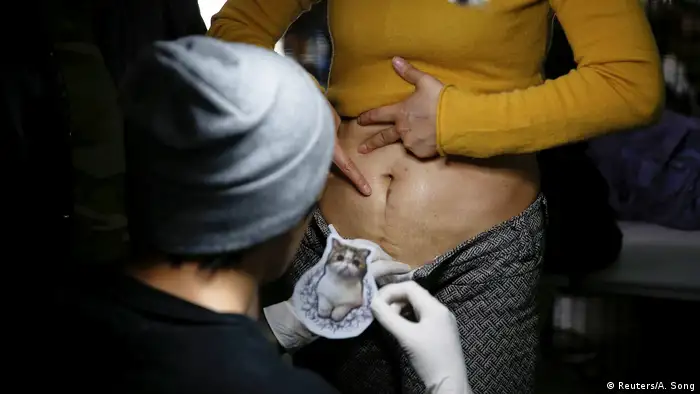 China Tattoos Kaiserschnitt (Reuters/A. Song)