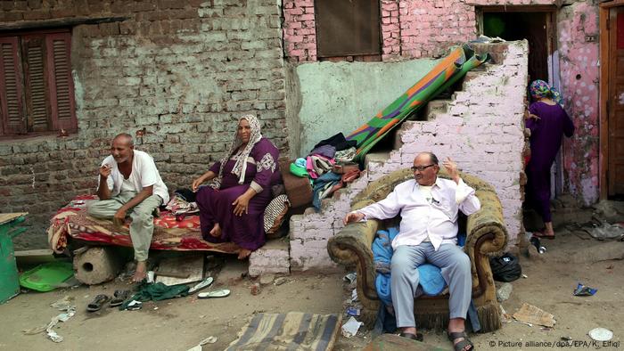 Ägypten Slum von Ramlet Bulaq in Kairo (Picture alliance/dpa/EPA/K. Elfiqi)