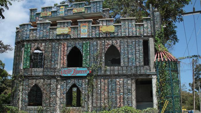 Plastikburg in Panama (Oliver Ristau)