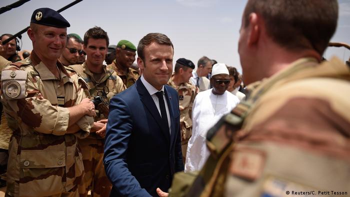 Mali Macron fordert mehr Einsatz von Deutschland und Europa (Reuters/C. Petit Tesson)