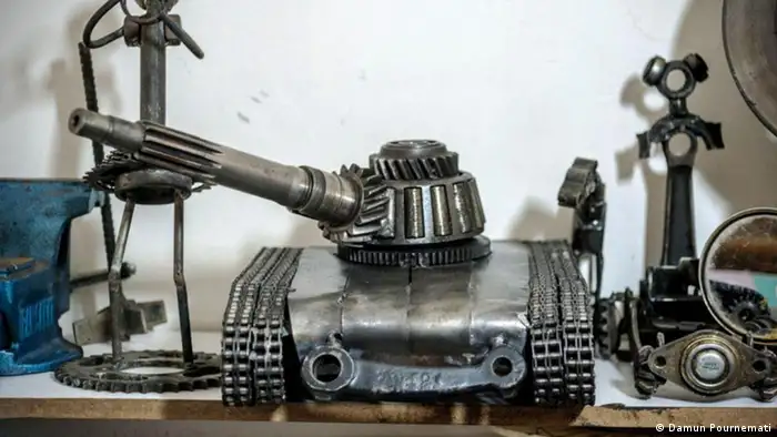 Tanque de chatarra de Fatemeh Safarpour.
