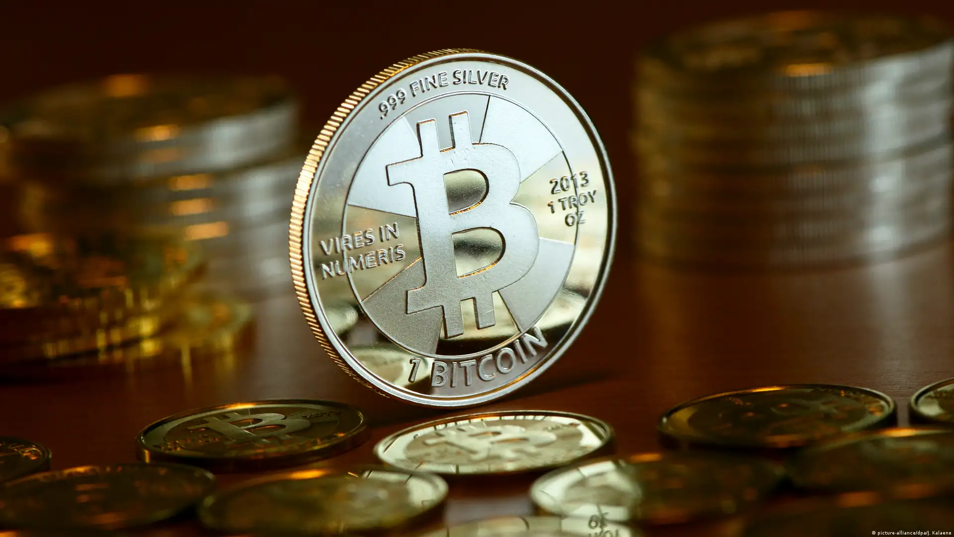 中国央行叫停ICO 比特币应声大跳水